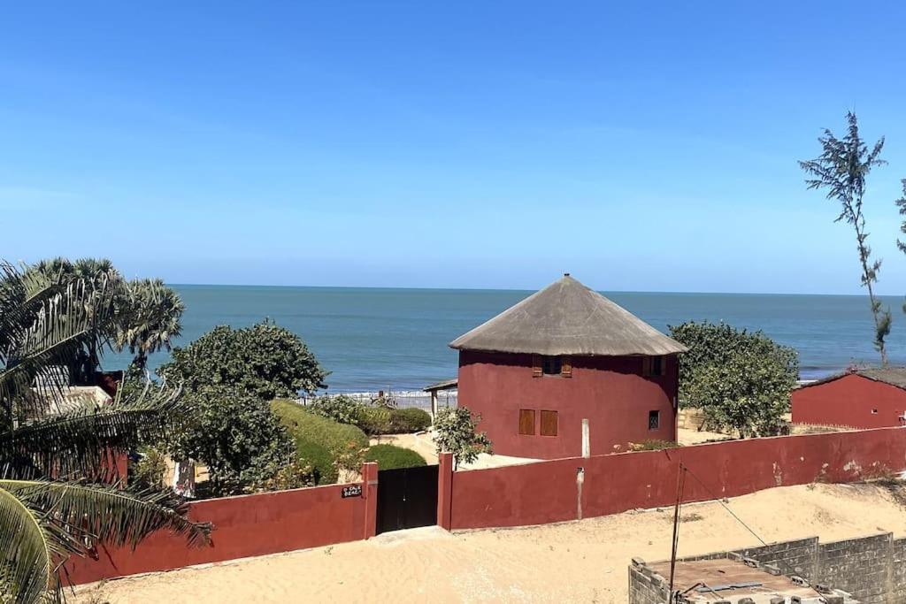 Case Beach Ngalou Sessene Exteriör bild